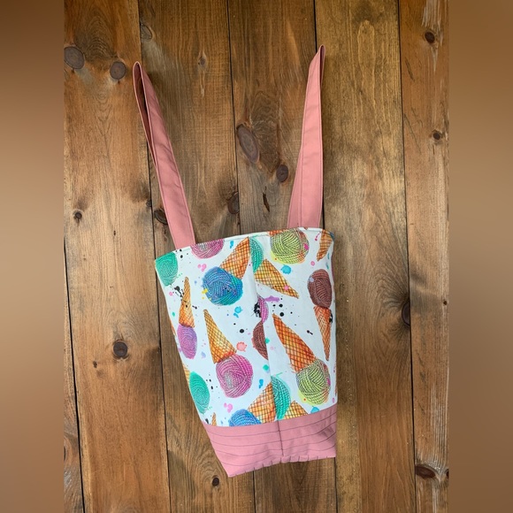 Yarn ice cream cone tote bag - Picture 2 of 7